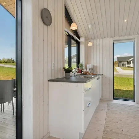 Enisa - 800m From The Sea By Interhome Vakantiehuis