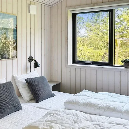 Vakantiehuis Enisa - 800m From The Sea By Interhome