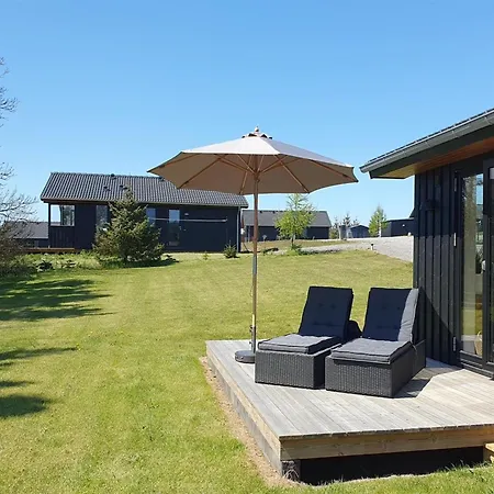 Enisa - 800m From The Sea By Interhome *